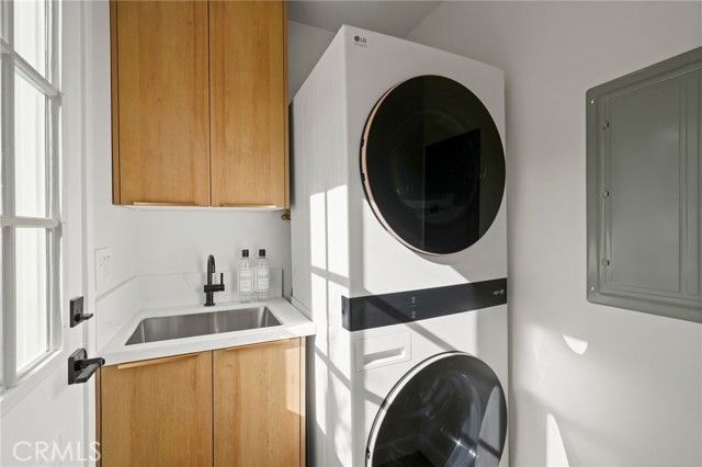 24118 Highlander, West Hills (los Angeles), CA 91307