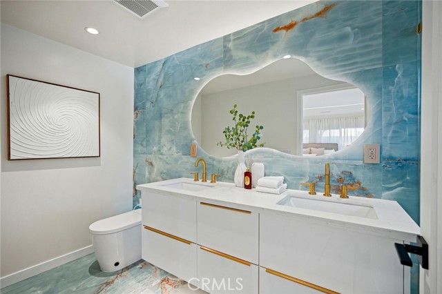 24118 Highlander, West Hills (los Angeles), CA 91307