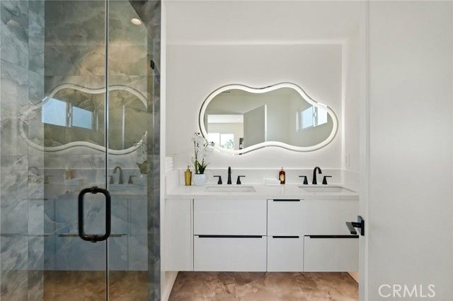 24118 Highlander, West Hills (los Angeles), CA 91307