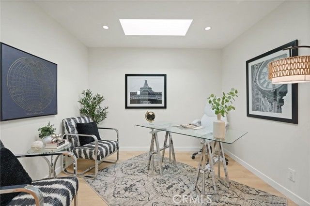 24118 Highlander, West Hills (los Angeles), CA 91307