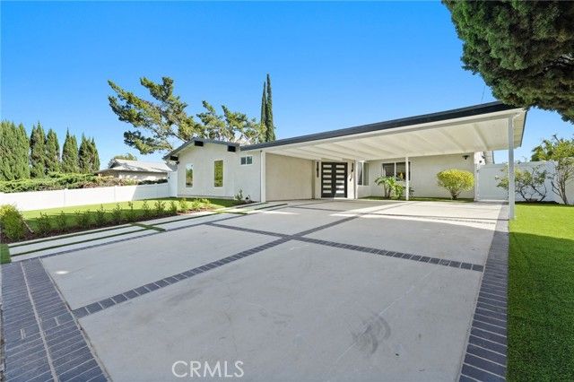 24118 Highlander, West Hills (los Angeles), CA 91307