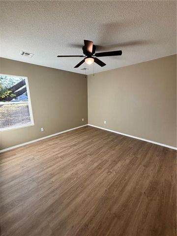 306 E Adams Street, Pittsburg, KS 66762