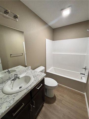 306 E Adams Street, Pittsburg, KS 66762