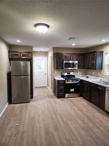 306 E Adams Street, Pittsburg, KS 66762