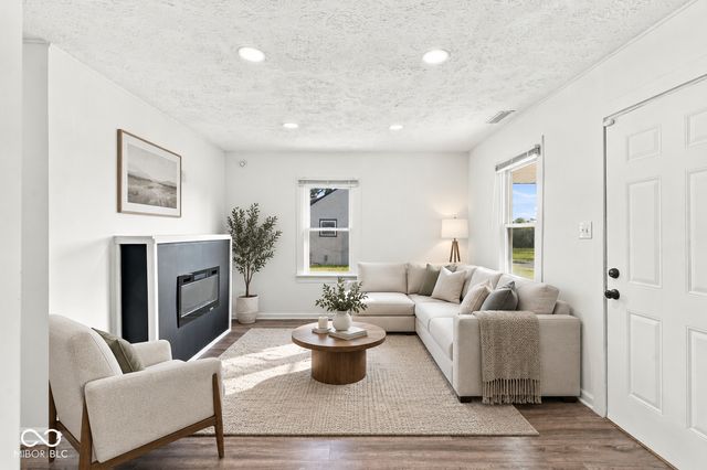 613 S Mickley Avenue, Indianapolis, IN 46241