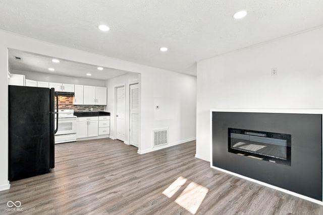 613 S Mickley Avenue, Indianapolis, IN 46241
