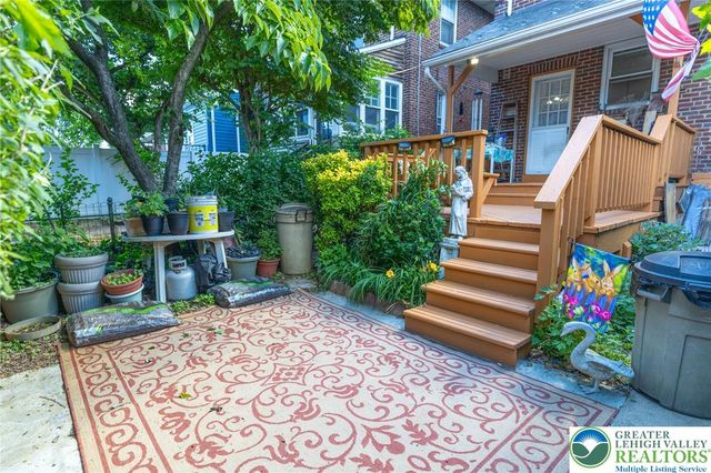 1207 Maple Street, Bethlehem City, PA 18018
