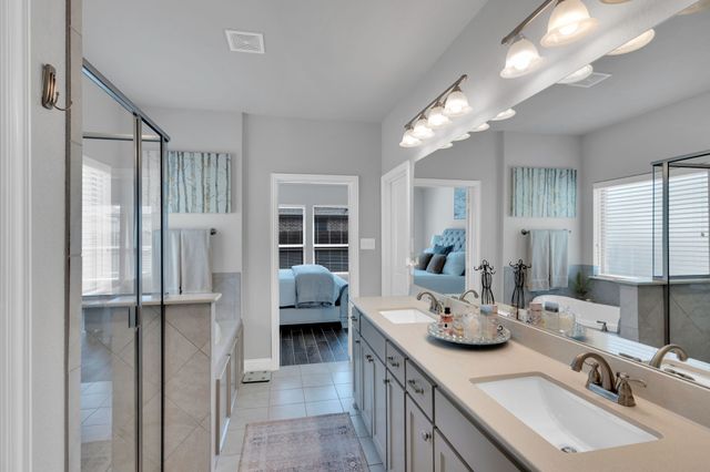 244 Dakota Drive, Waxahachie, TX 75167