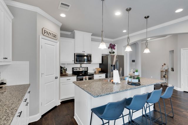 244 Dakota Drive, Waxahachie, TX 75167