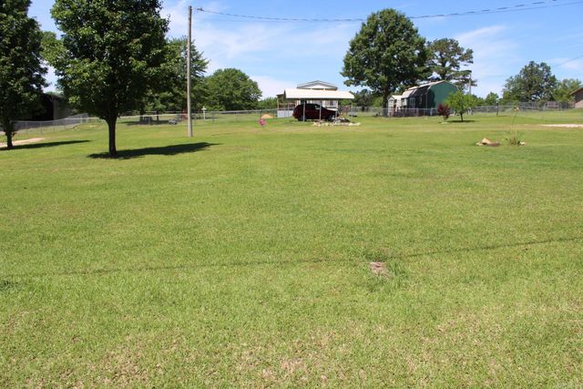 2706 Abbey Road, Hope, AR 71801