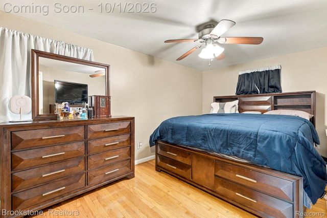 15764 Deerfield Avenue, Eastpointe, MI 48021