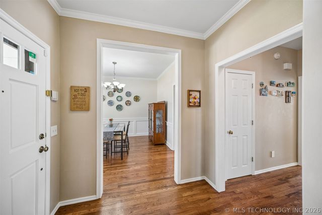 3705 W Iola Street, Broken Arrow, OK 74012