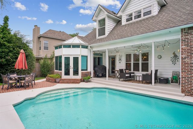 3705 W Iola Street, Broken Arrow, OK 74012