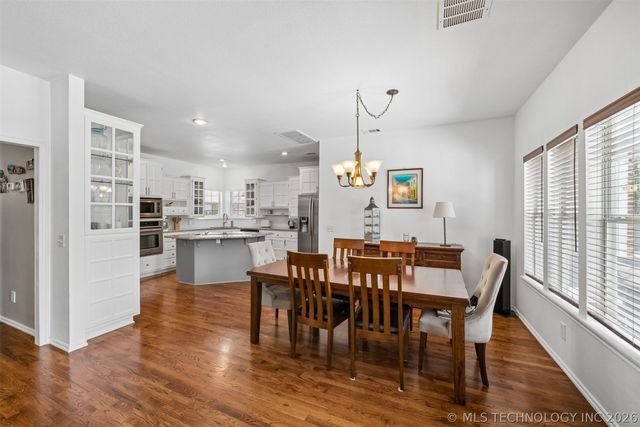 3705 W Iola Street, Broken Arrow, OK 74012
