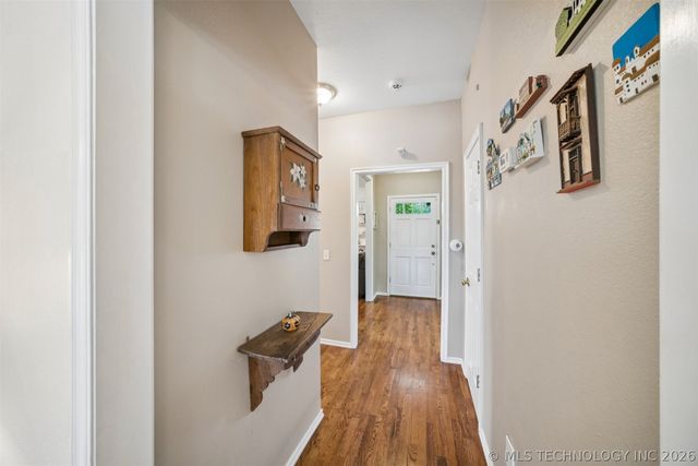 3705 W Iola Street, Broken Arrow, OK 74012