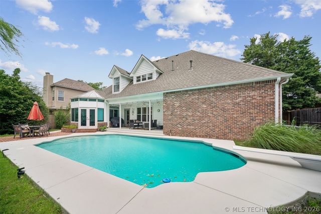 3705 W Iola Street, Broken Arrow, OK 74012