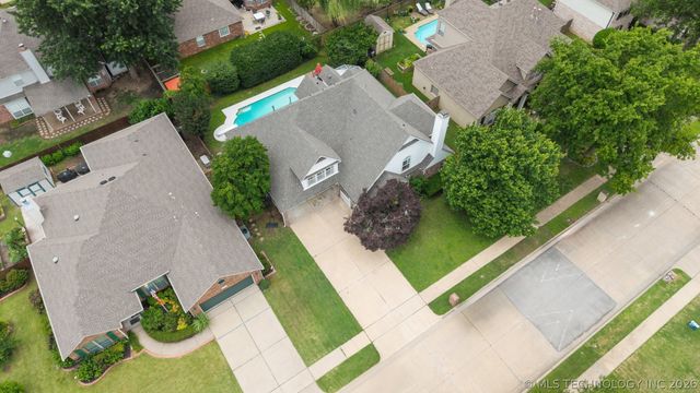 3705 W Iola Street, Broken Arrow, OK 74012