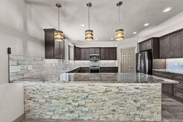 231 Hogans Way, Chewelah, WA 99109