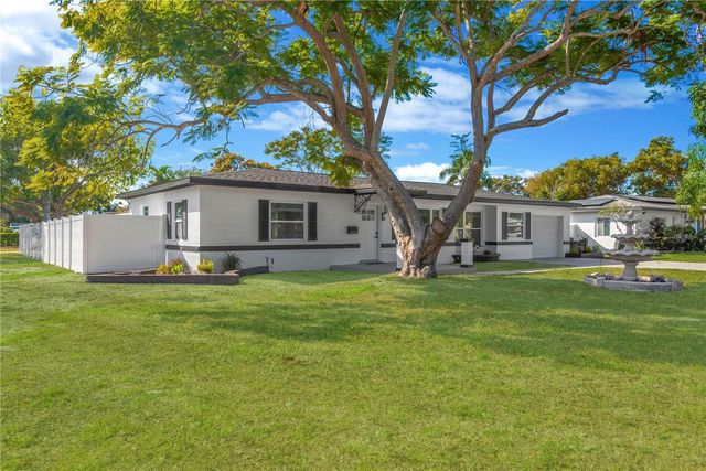 4300 28TH AVENUE N, St Petersburg, FL 33713