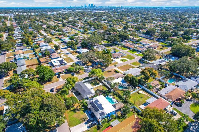 4300 28TH AVENUE N, St Petersburg, FL 33713