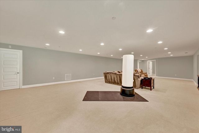 11702 HUNTSWORTH LN, Owings Mills, MD 21117