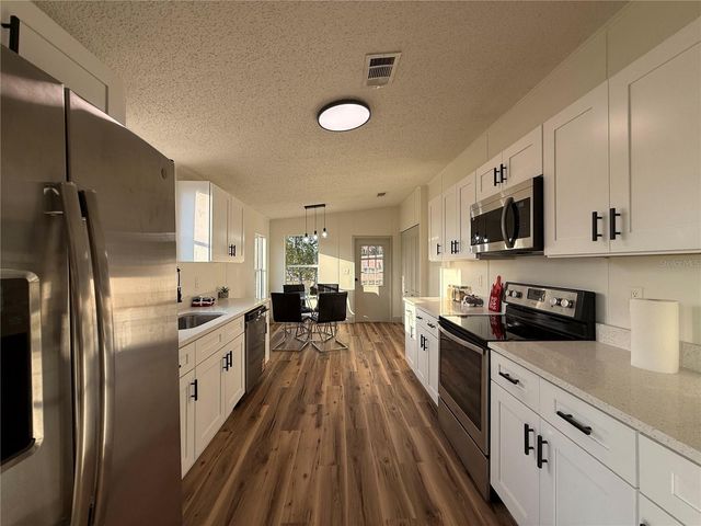 7428 SAINT JOHNS ROAD, Land O Lakes, FL 34638