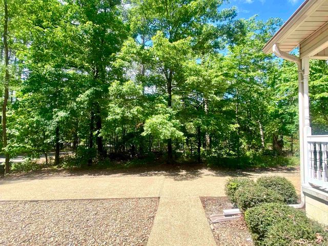 5 Casita Ln, Hot Springs Village, AR 71909