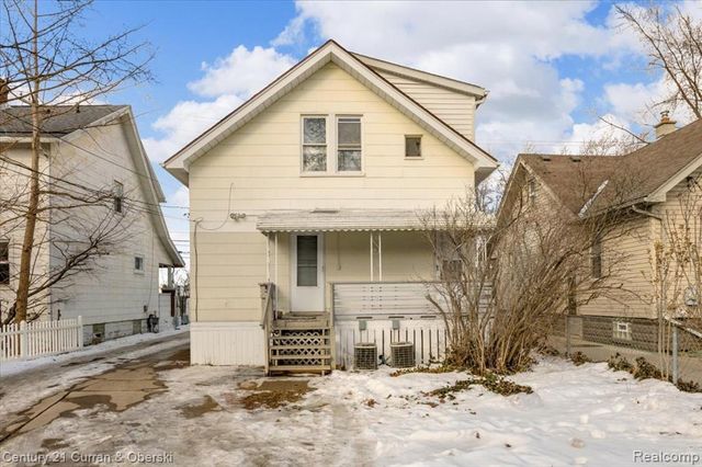 23921 Oxford Street, Dearborn, MI 48124