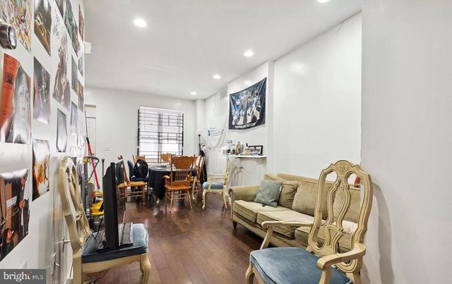 1604 W MONTGOMERY AVE, Philadelphia, PA 19121