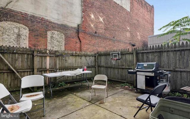 1604 W MONTGOMERY AVE, Philadelphia, PA 19121