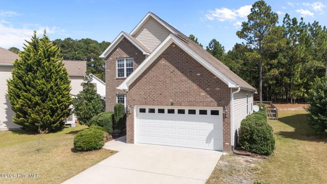 110 Lightwater Drive, Aberdeen, NC 28315