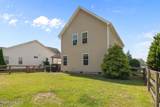 110 Lightwater Drive, Aberdeen, NC 28315