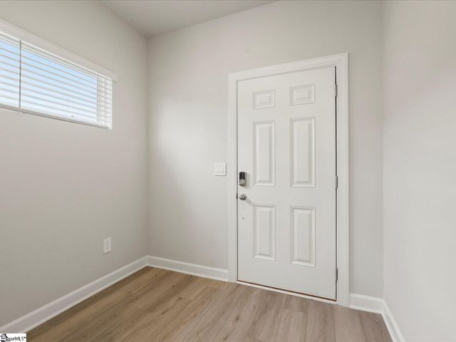 302 Hampton George Court, Greer, SC 29651