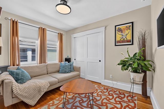 23 Irvington Rd 2, Somerville, MA 02144