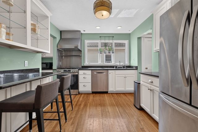 23 Irvington Rd 2, Somerville, MA 02144