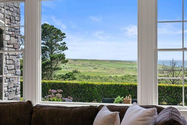 101 Spyglass Lane, Half Moon Bay, CA 94019