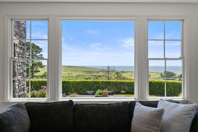 101 Spyglass Lane, Half Moon Bay, CA 94019