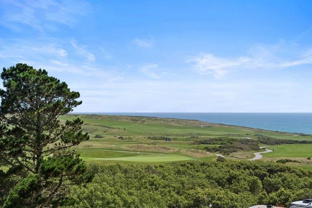 101 Spyglass Lane, Half Moon Bay, CA 94019