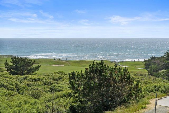 101 Spyglass Lane, Half Moon Bay, CA 94019