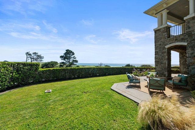 101 Spyglass Lane, Half Moon Bay, CA 94019