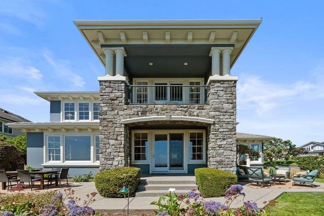101 Spyglass Lane, Half Moon Bay, CA 94019