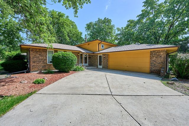 385 E 162nd Street, Harvey, IL 60426