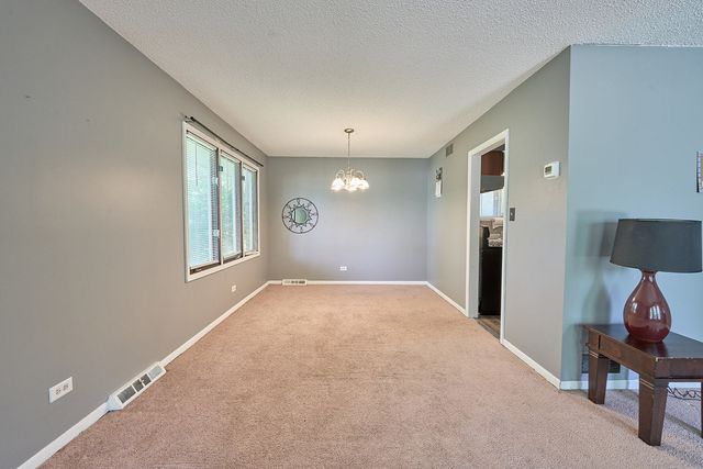385 E 162nd Street, Harvey, IL 60426