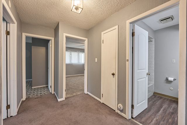 385 E 162nd Street, Harvey, IL 60426
