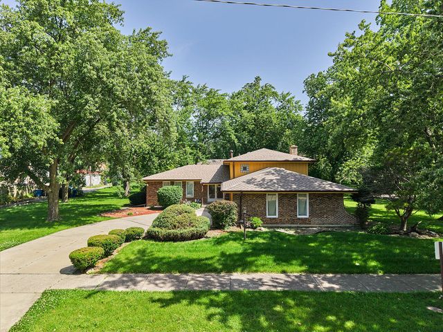 385 E 162nd Street, Harvey, IL 60426