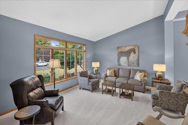 1585 Monarch Street, Shakopee, MN 55379