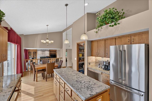 1585 Monarch Street, Shakopee, MN 55379