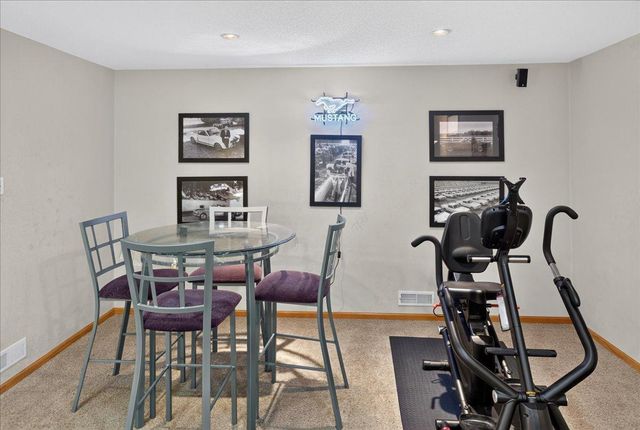 1585 Monarch Street, Shakopee, MN 55379