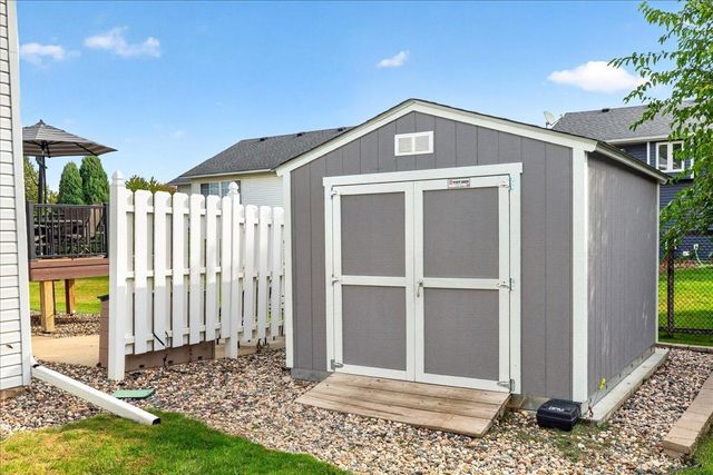 1585 Monarch Street, Shakopee, MN 55379