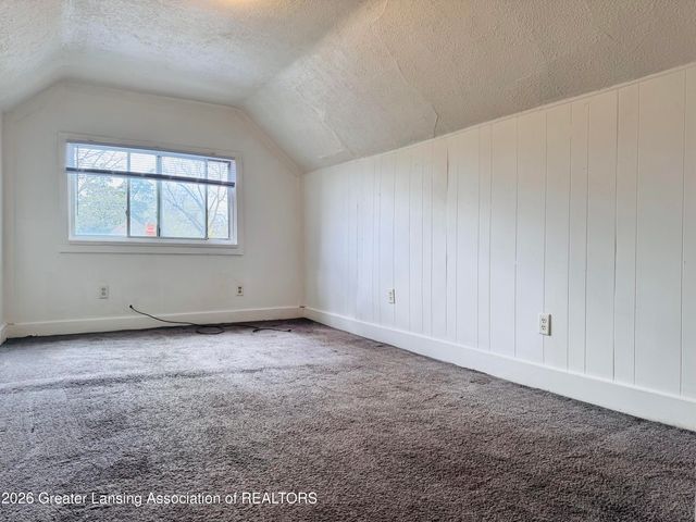 1621 S Cedar Street, Lansing, MI 48910